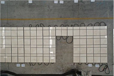 베이지색 대리석 타일