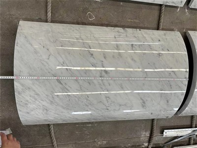 비앙코 카라라 대리석 기둥